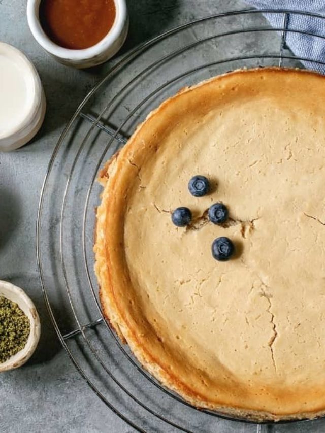 3 Simple Ways To Know When A Cheesecake Is Done Baking