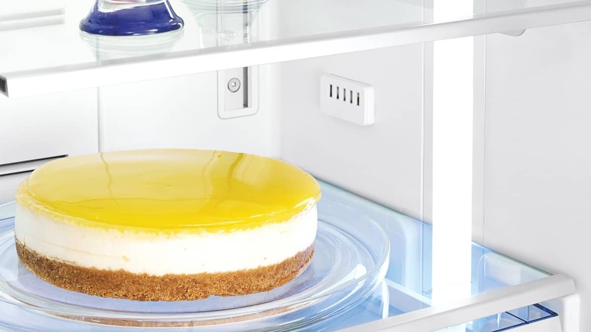how long will cheesecake last in the refrigerator