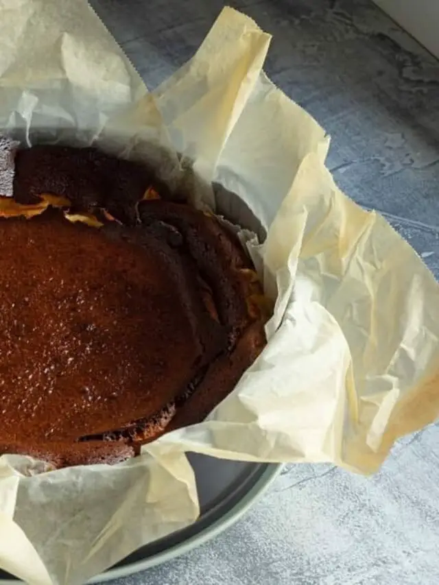 Simple Way To Line A Springform Pan With Parchment Paper