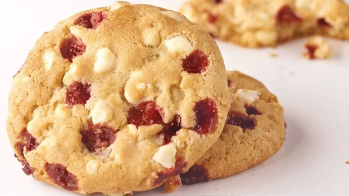 How To Make Subway Raspberry Cheesecake Cookies