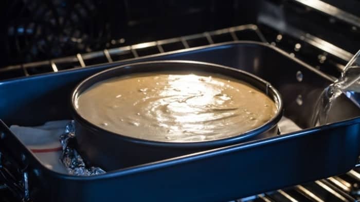  how to bake a cheesecake in a water bath