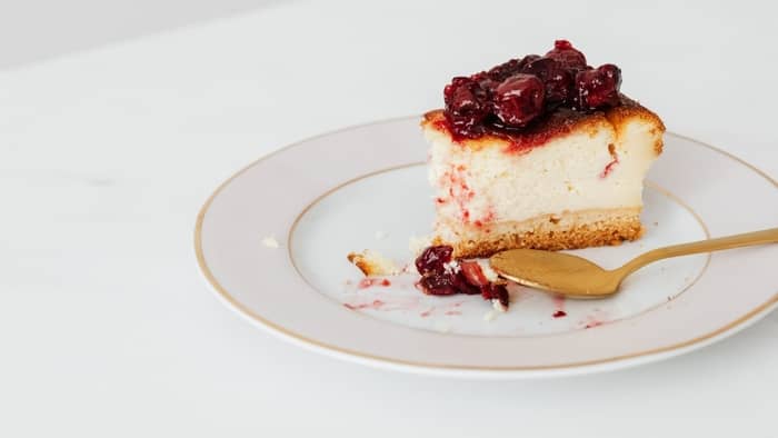  what happens if you eat bad cheesecake