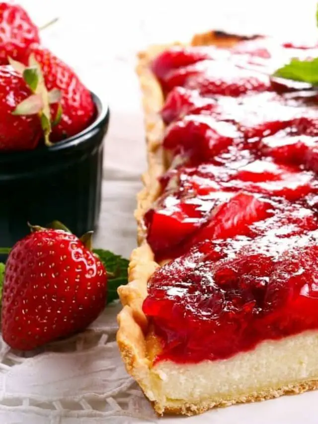 Make Mouthwatering Cheesecake Tarts With Vanilla Wafers