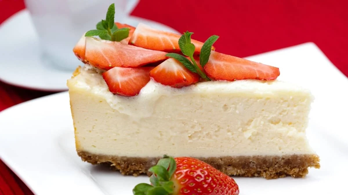 New York Cheesecake Vs Regular - What's The Difference?