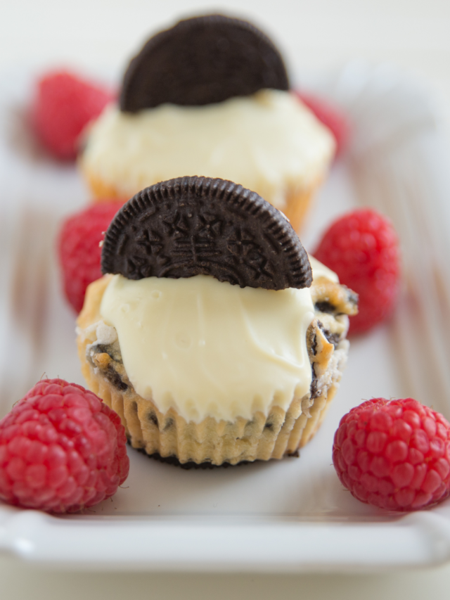 Try These Fun Kraft Oreo Cheesecake Cupcakes And Whipped Cream Frosting