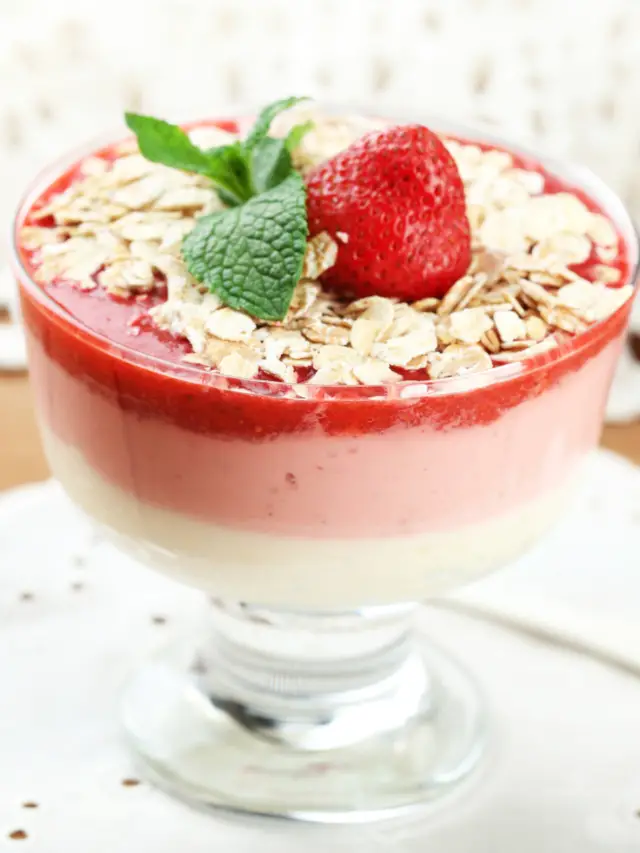 Strawberry Cheesecake Ice Cream (4)