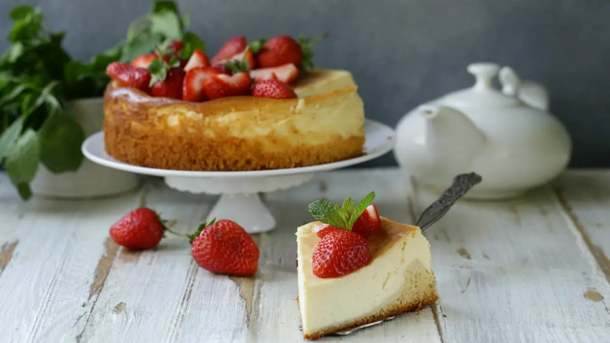 Rich, Dense Chantal's Cheesecake Recipe In 7 Easy Steps